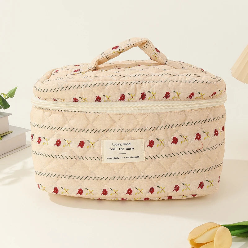 Private Label Travel Flower Organic Cotton Quilting Cute Pink Makeup Bag Mini Zipper Quilted Cosmetic Pouch Bag