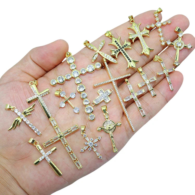 HH1015 Dainty Shiny 18k Gold Cz Micro Pave Diamond Cross Charmcubic Zirconia Cross Charm Christian Religion Pendant
