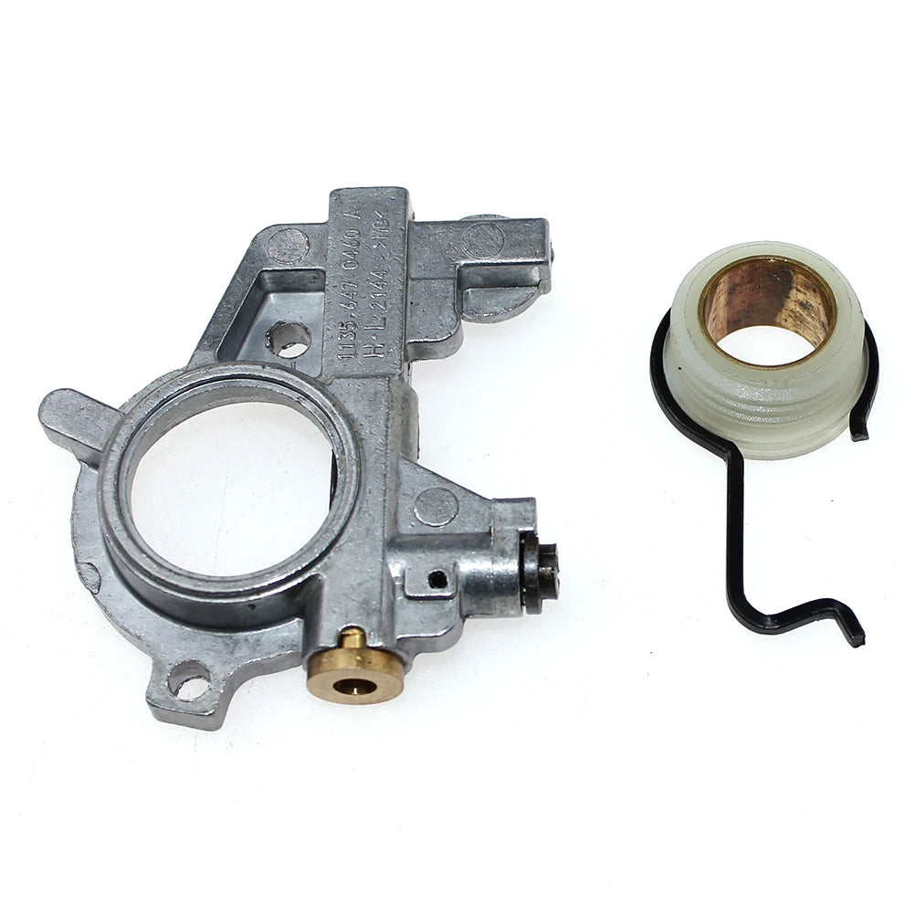 1135 640 3200 Oil Pump Assembly for Stihl MS341 MS360 MS361 MS362 Chainsaw OEM# 1135 647 0460