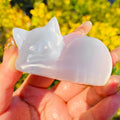 Wholesale Natural Selenite Sleeping Cat Crystal Animals heading Sleepy Cat Craft Cravings Hand Carved Energy Stone for Gift