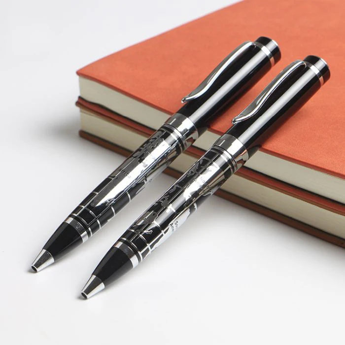 Customised Executive Business Gift Set Embossed World Map Metal Ballpoint Pen 0.5 mm Writing Width