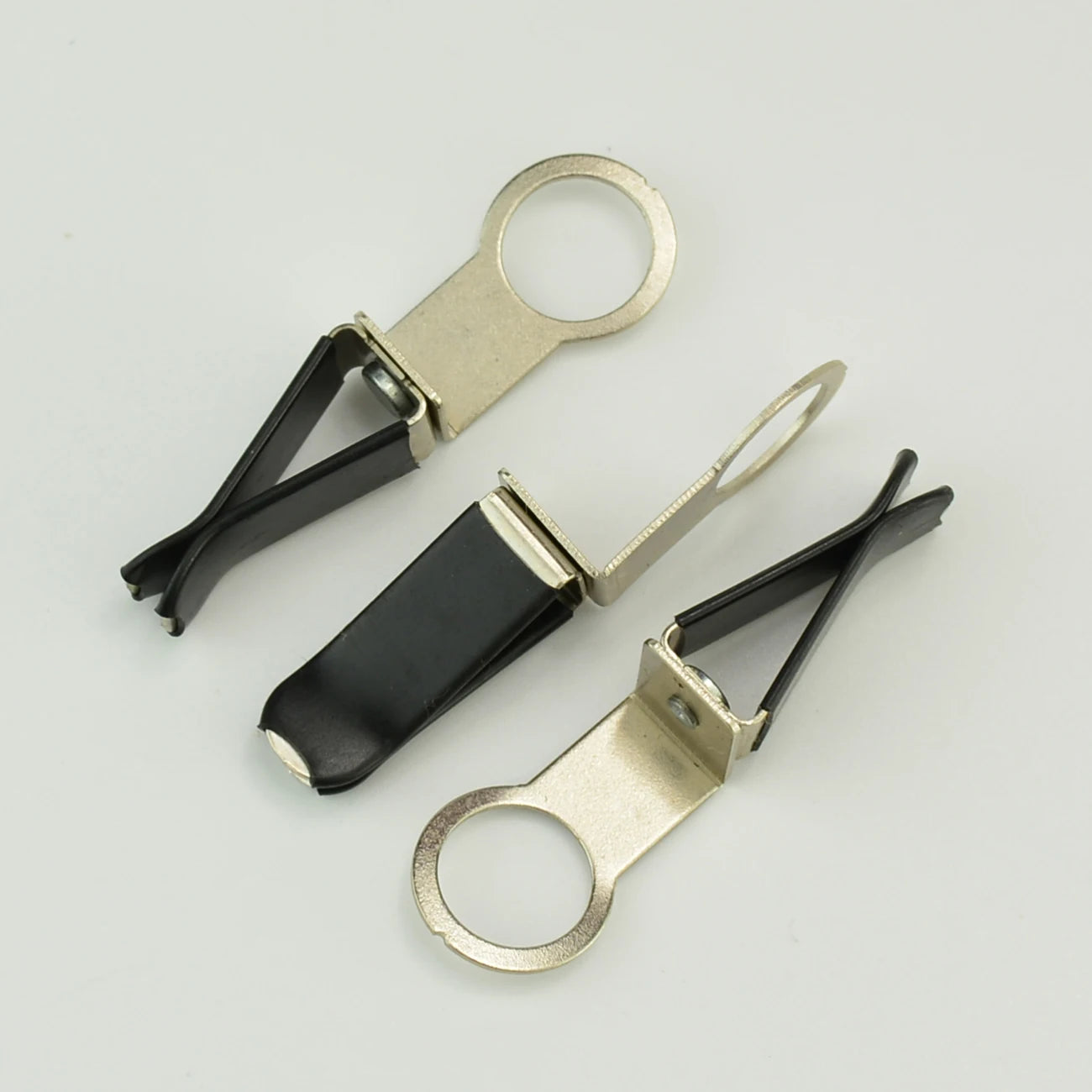 Ring Head Design Car Air Freshener Outlet Vent Clip with Four Legs - Solid Perfume Holder Universal Car Accessories