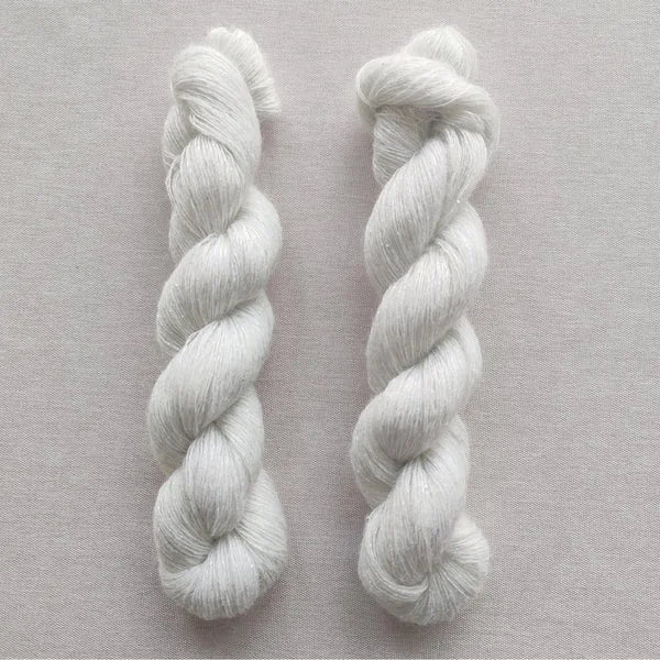 Lotus Yarns Wholesale Undyed Kid Mohair Merino Sequins Fancy Blended Hand Knitting Yarn 500m/50g Lace Weight for Hand Dye