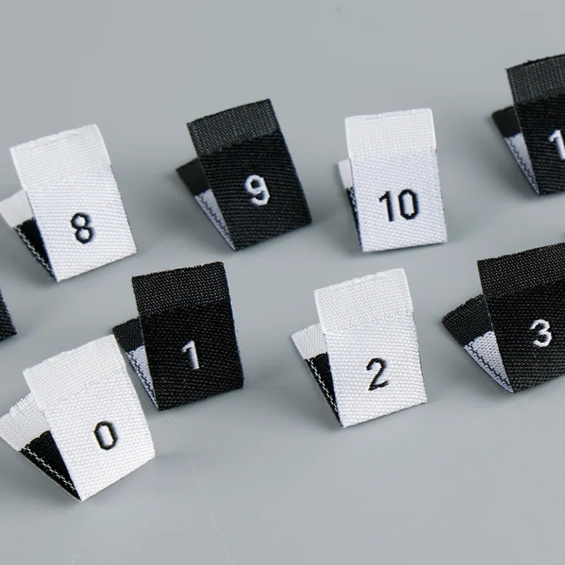 Quick Free Sample Washable Size Number Clothing T-shirt Size Label Neck Label for Center Folding Clothing Digital Label