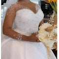 S8272F 2024 Pretty Women Plus Size Nigeria African Woman Long Sleeves Pearls Robe Elegant Mariage Bride Dresses White Wedding