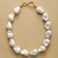 Elegant Bold Baroque Shell Pearl Choker Necklace Classy Gold Plated for Wedding Parties Designer Stainless Steel Anniversary