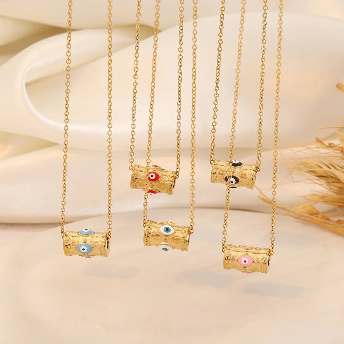 2025 Fashion Blue Enamel Evil Eyes Pendant Necklace Rotatable Charm Stainless Steel Necklace 18K Gold Plated Necklace Jewelry