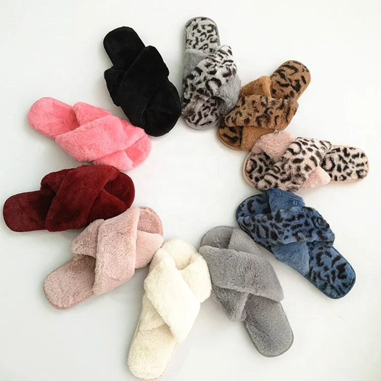 Cheap Wholesale Custom Fall Winter Women's Pink Fluffy House Slides Indoor Furry Slippers Home Fur Sandals  for Women Ladies