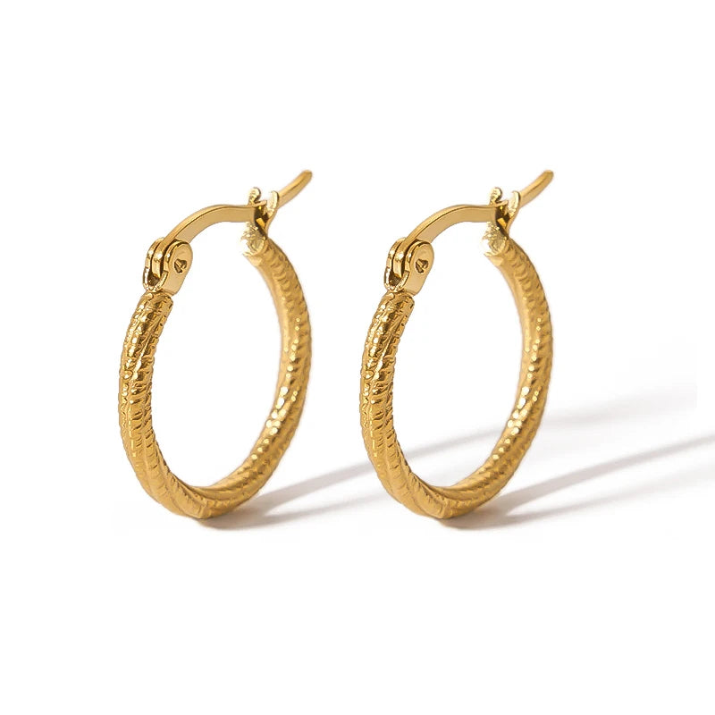 Good Quality Stainless Steel Material 18K Textured Large Hoop Earrings for Girls