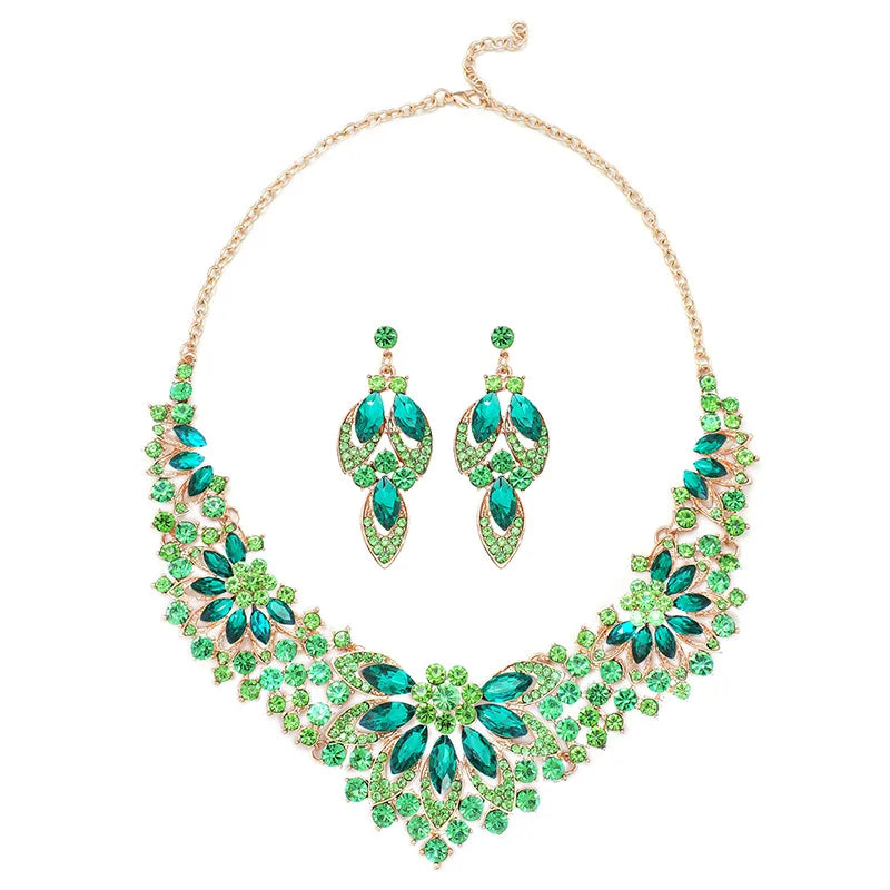 Women's Fashion Unisex Alloy Necklace Leaf Charm Choker with Chunky Statement Bib Chain for Wedding Party Engagement Anniversary