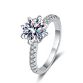 Wholesale D Color Round Cut Iced VVS Moissanite Ring 925 Sterling Silver Romantic Women's Fashion Gift
