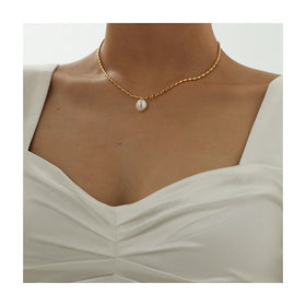 ERESI Designer Jewelry 18K Gold Plated Rice Beads Chain Choker Necklace for Women Dainty Real Freshwater Pearl Pendant Necklace