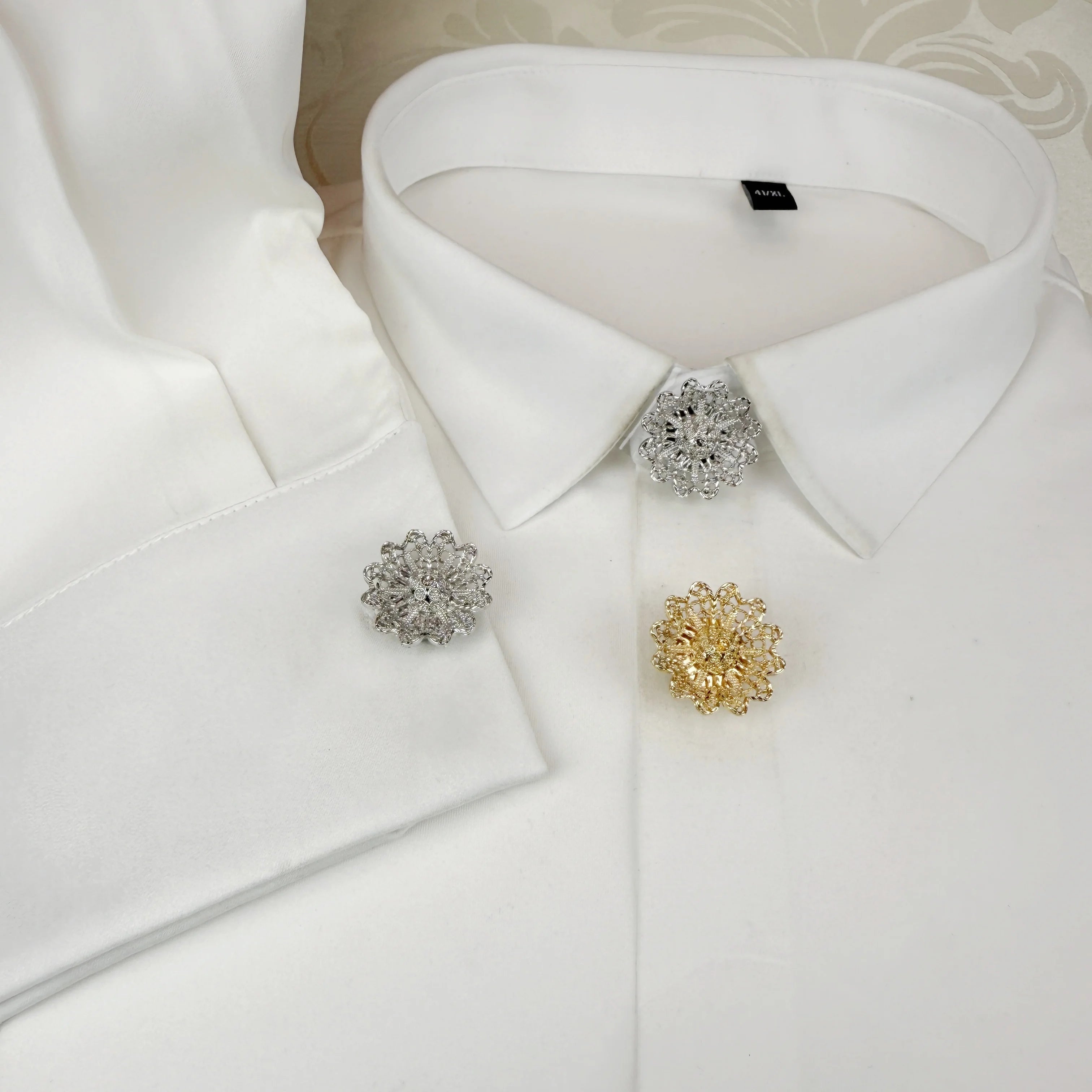 OEM ODM Vintage Design Alloy Clothing Buttons Custom Color Shirt Decorative Covers Corsage Cufflinks Pins Buckles Four Seasons