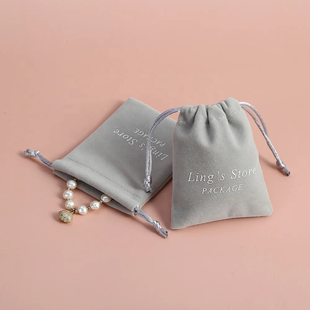 Custom Logo 13*18 cm Velvet Jewelry Pouch Soft Gray Drawstring Bag with Fancy Screen Print for Gift Packaging
