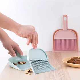 Plastic Car Mini Cleaning Brush Dustpan Cleaning Brush Set Handle Small Broom Computer Cleaning Tool Sustainable