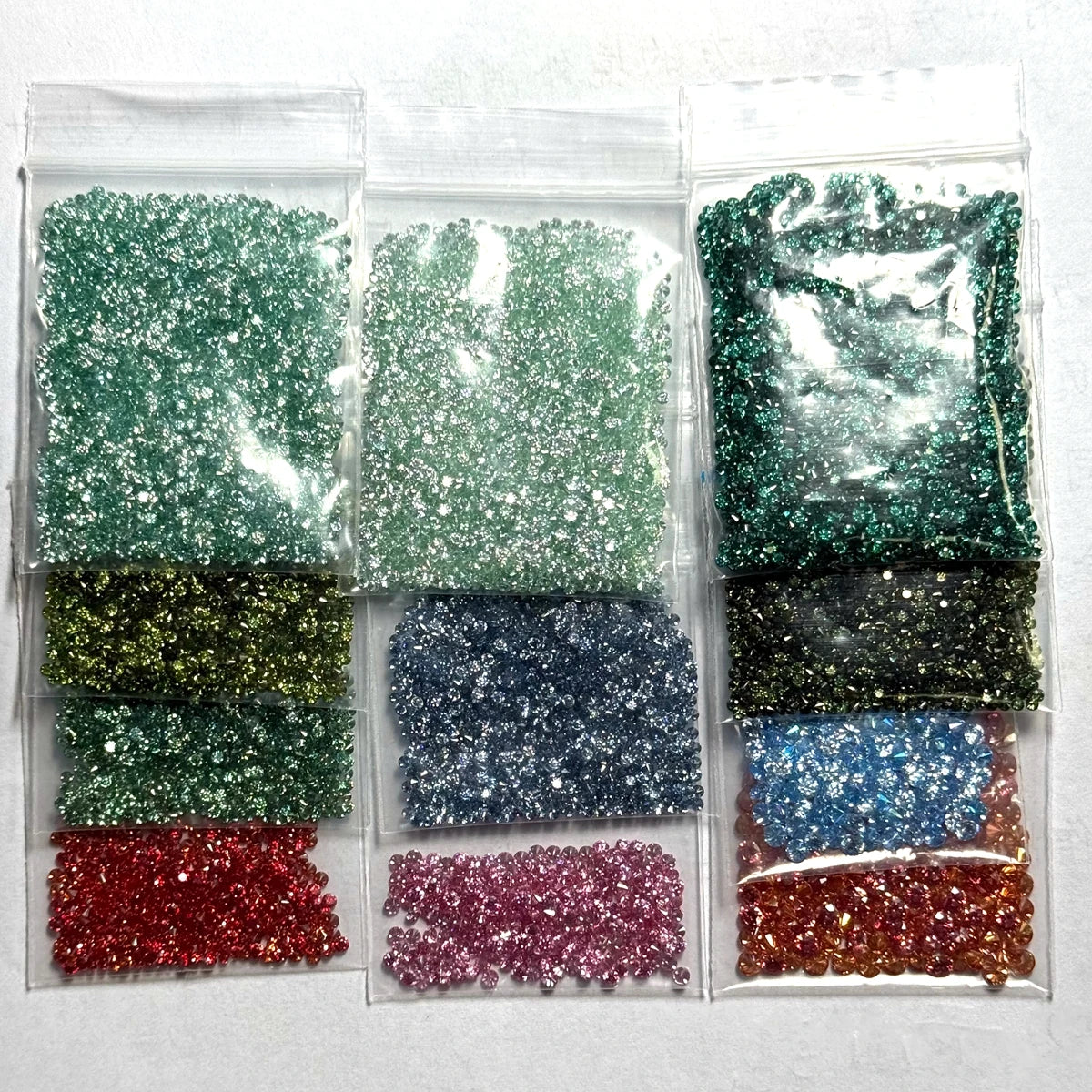 Round Brilliant Cut 0.8mm to 3mm Pink Yellow Blue Red Green Black White Colors  Melee Moissanite Synthetic Gemstones
