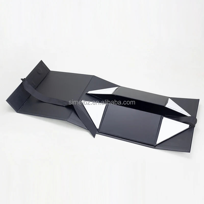 Stock Magnetic Closure Rigid Gift Box for Clothing Packaging with Recycled Materials Matt Lamination Custom Size Available