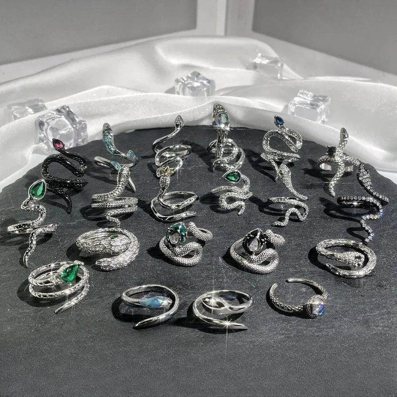 Cold Punk Style Metal Crystal Open Adjustable Design Snake Rings Animal Exaggerated Finger Ring for Women Men Party Jewelry