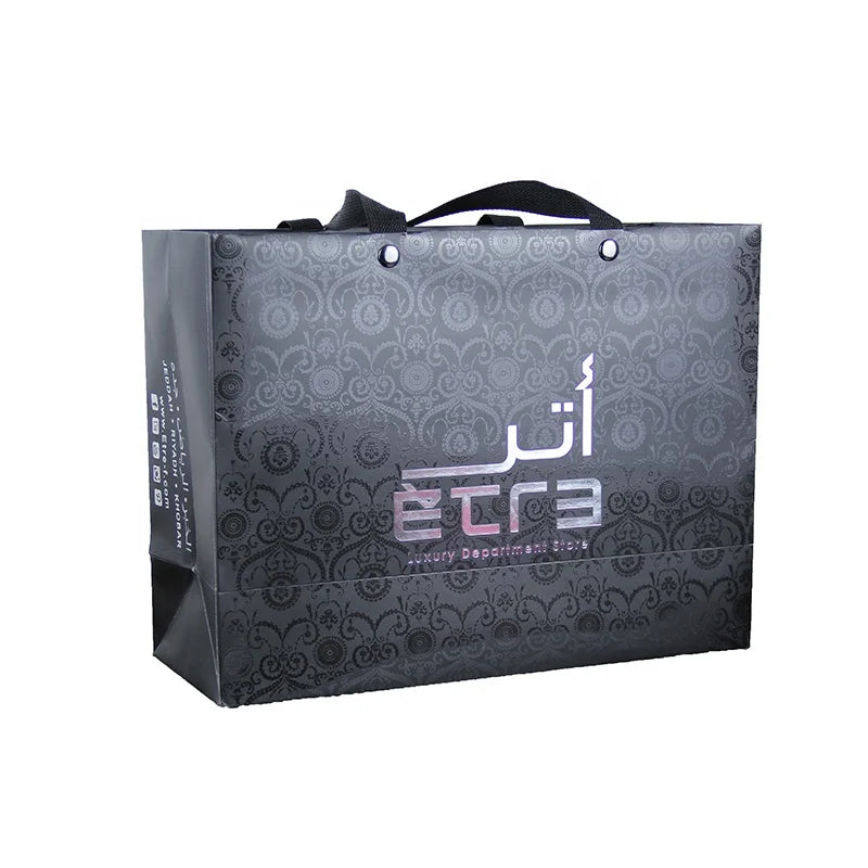 Custom Shopping Bags Clothing Boutique Garments Products Packing Paper Tote Bag with SPOT UV and Silver Foil