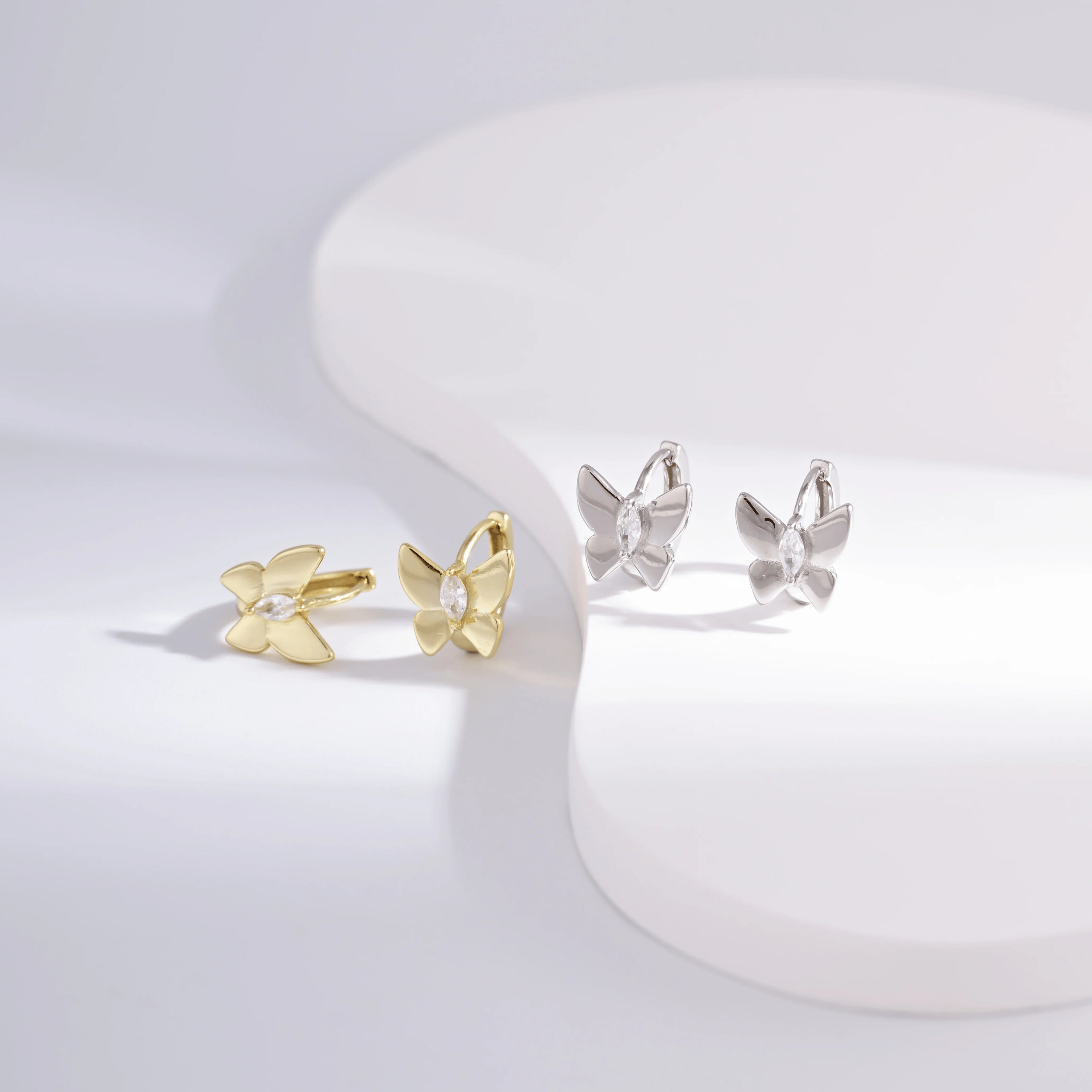 Wholesale Earrings Jewelry Gold Rhodium Plated Cubic Zirconia Butterfly Huggie 925 Sterling Silver Fine Jewelry Earrings