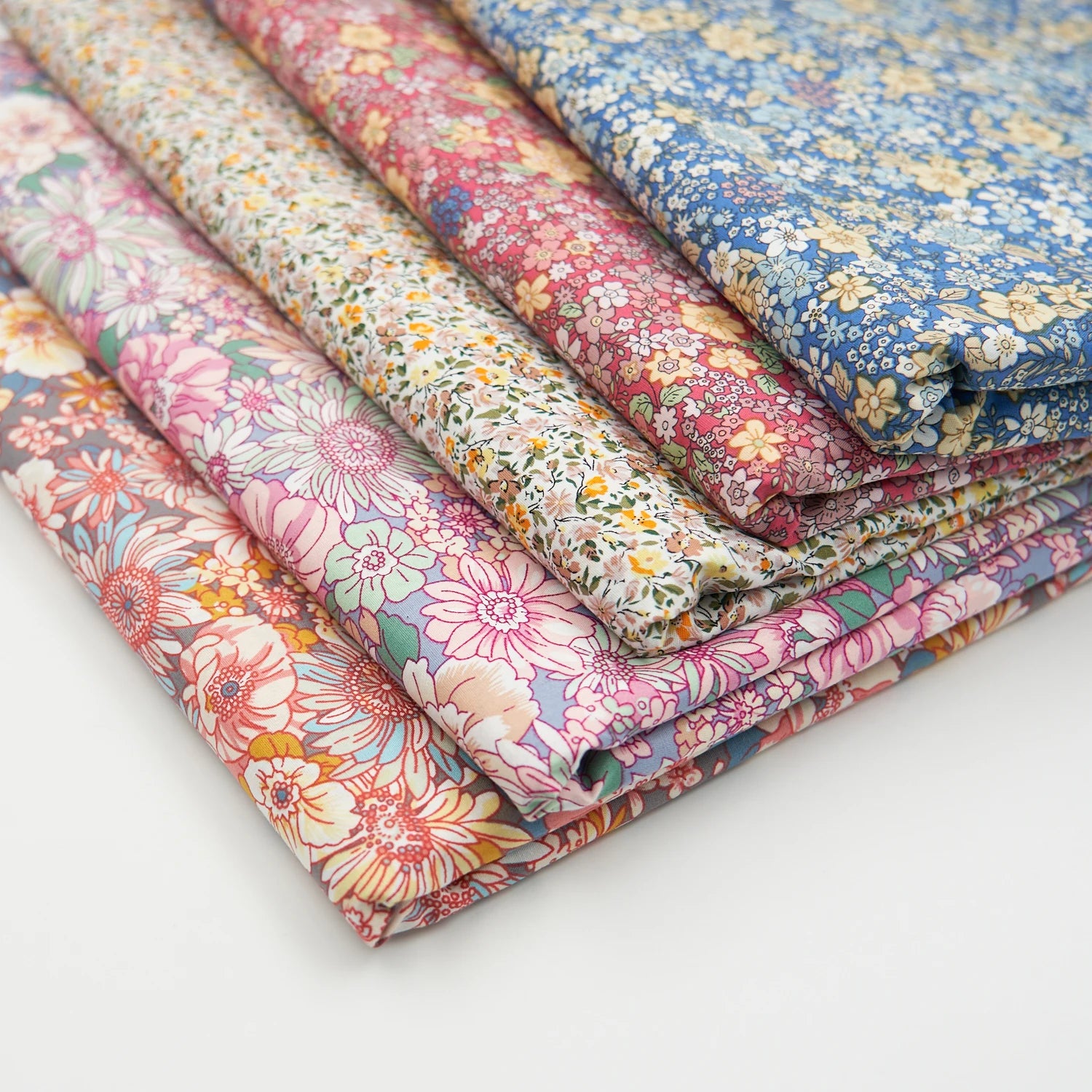 Chinese Cotton Poplin Fabric Soft Hand Feeling Small Flower Printed for Home Decor Hospital Craft Bag Shirt-for Boys