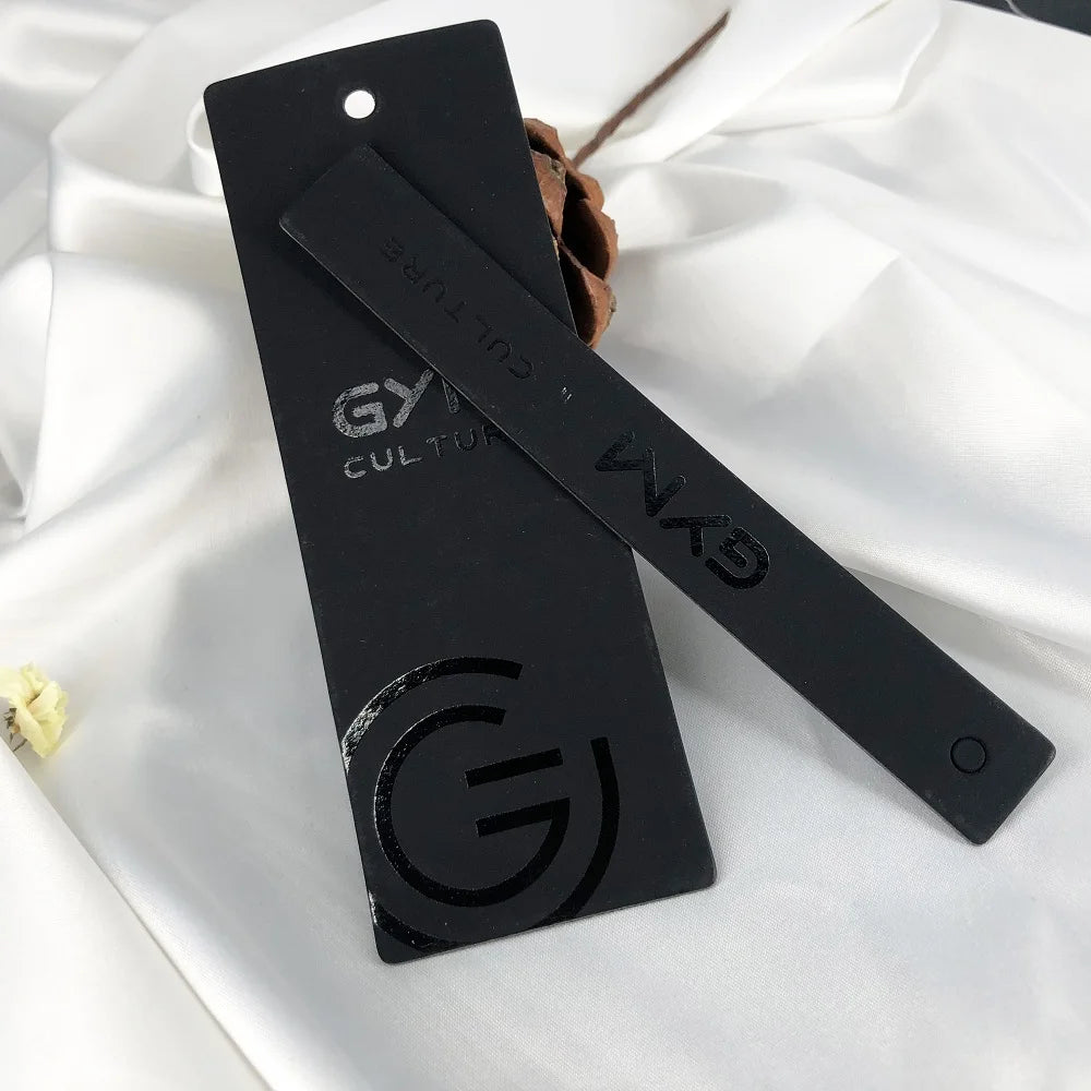 Luxury Design Cardboard Customized Uv logo Printing Garment Label Clothing hang Tags Recyclable Swing Tags