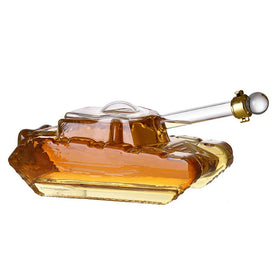 Creative High Borosilicate Glass Silicone Ring 930ml Panzer tank Wine Decanter Wholesale Whiskey Decanter