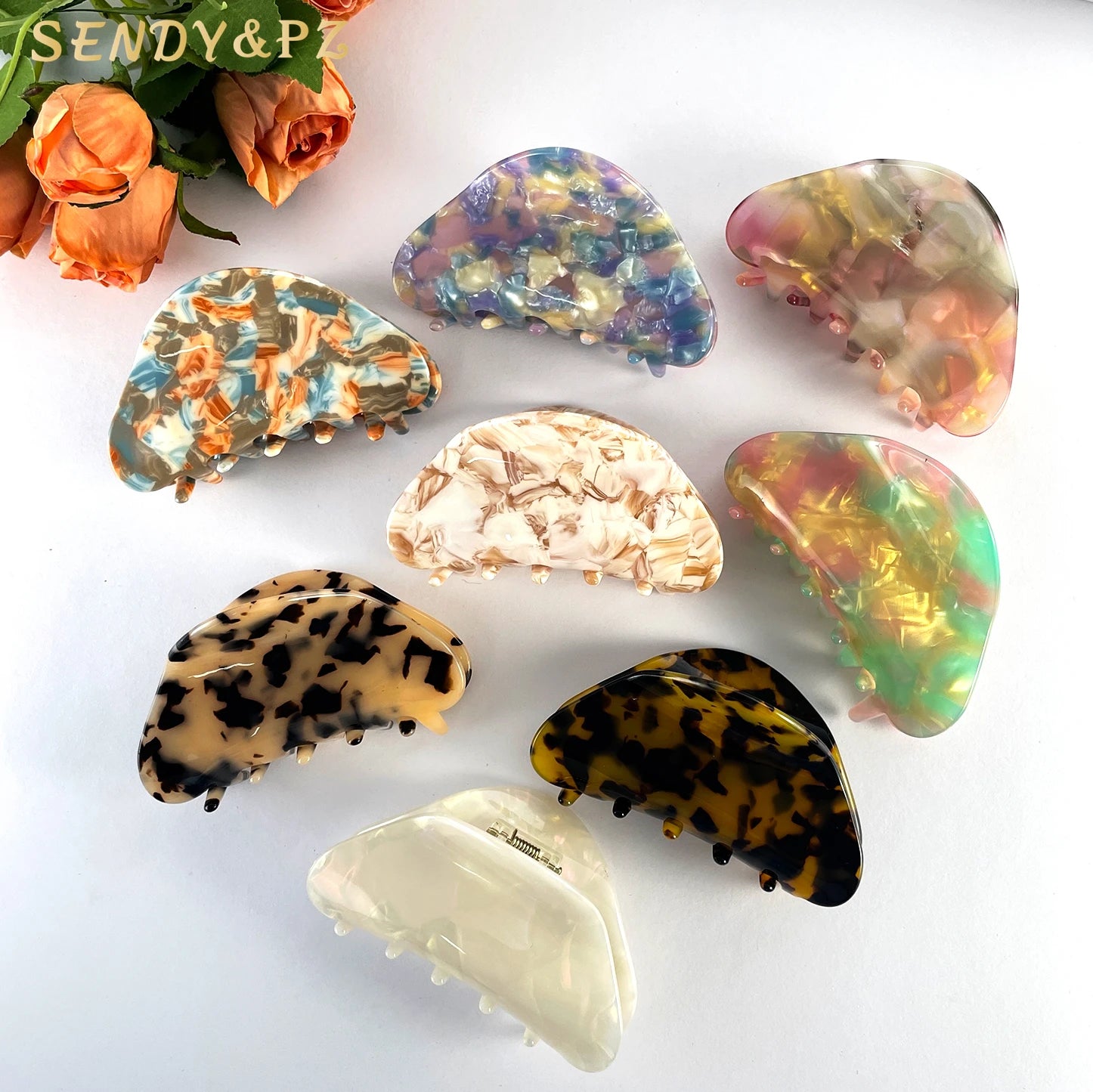 New Design Girls Resin Acetate Hair Claw Korea Hollow Claw Clip Fresh Simple 9cm Large Women Hair Clip Claw