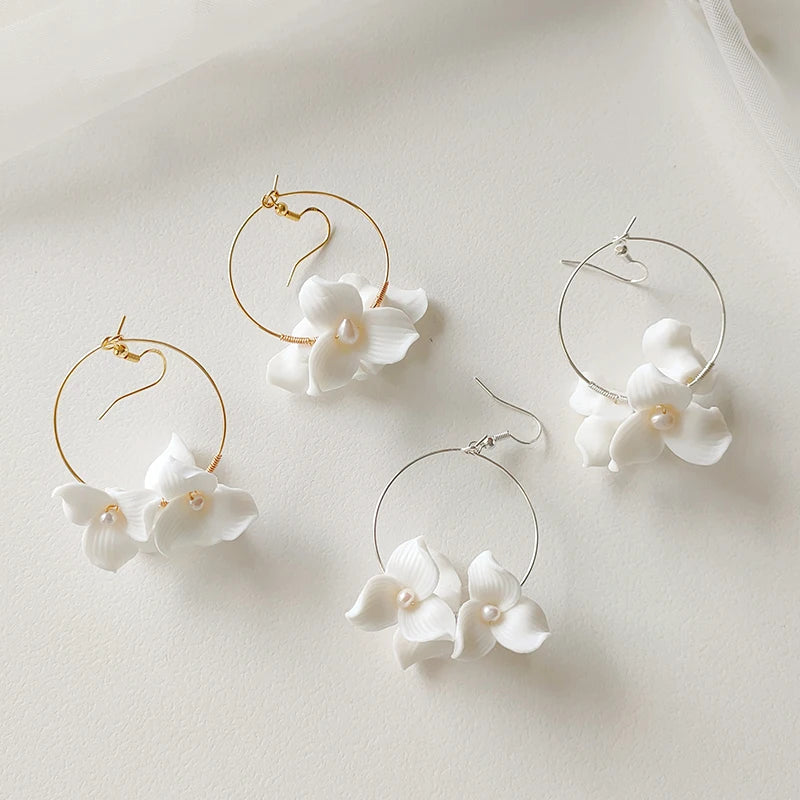 Simple Elegant Dress Accessories Bridal Statement Earring Ceramic Flower Pearl Jewelry Handmade Wedding Earrings