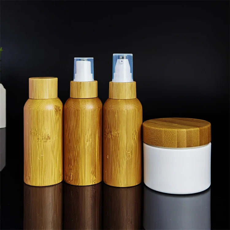 Wholesale Eco Friendly 50ml Bamboo Spray Bottle Pet Cosmetic Bottles for Travel/Round Lady Perfume Atomizer Bamboo Cosmetic