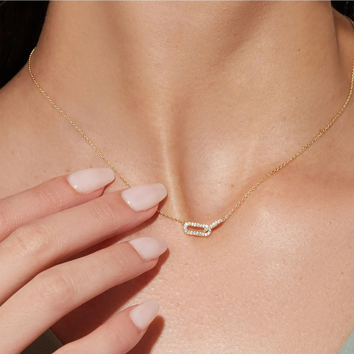 SSeeSY Custom Design Fashion Jewelry Factory Price Brass Gold Plated Inlaid with Zircon Double Rings Pendant Necklace for Women