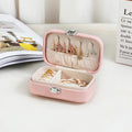 Tongxing Jewelry Gift Box Mini Leather Jewellery Storage Case Travel Makeup Organizer Leather Custom Jewelry Box with Logo