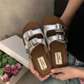 Hot Selling Ladies Leather Buckle Silver Comfortable Breathable Lightweight Anti-Slip Flat Sandals Soft Straps Retro Spring