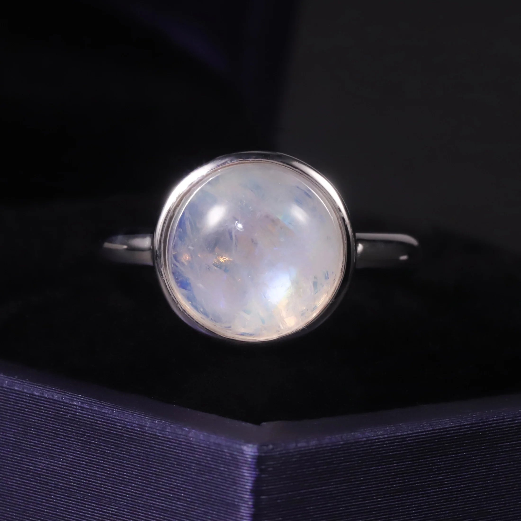 A060 Abiding Minimalist Bezel Setting 925 Sterling Silver Big Stone Cabochon Round Cut 10MM Moonstone Women Solitaire Ring