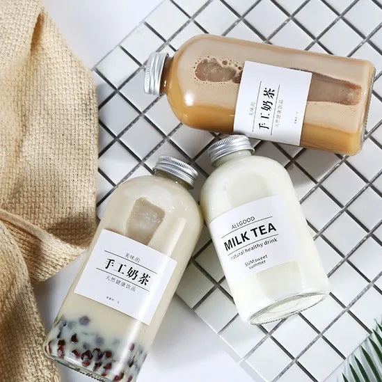 New Products Empty 300ml/500ml Wide-neck Glass Bottles of Milk / Tea / Juice Bottles Available Straw