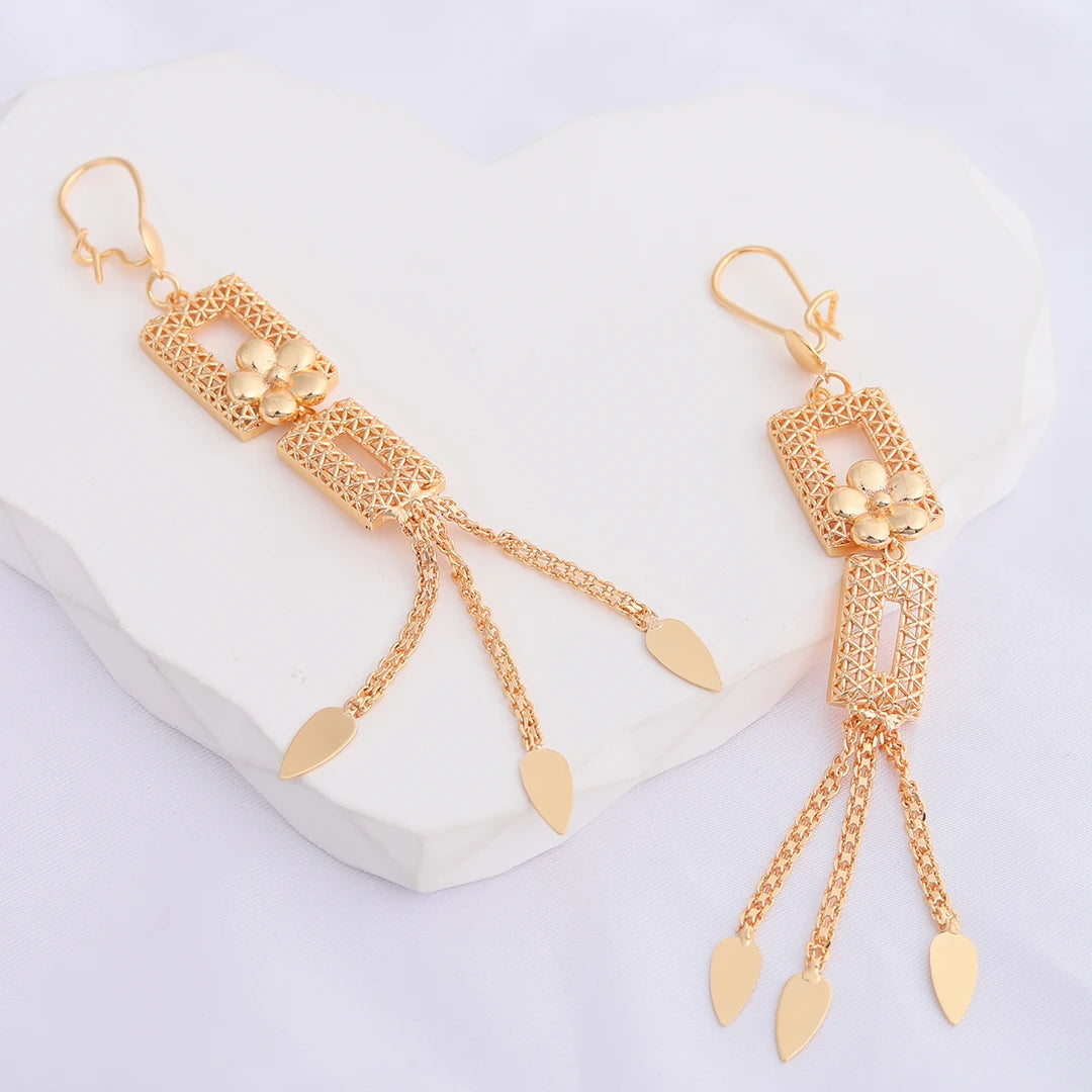 Yili Personalized Custom Jewelry Design Classic Fashion Lady 18K Gold Plated Copper Jewelry With Tassel Earrings
