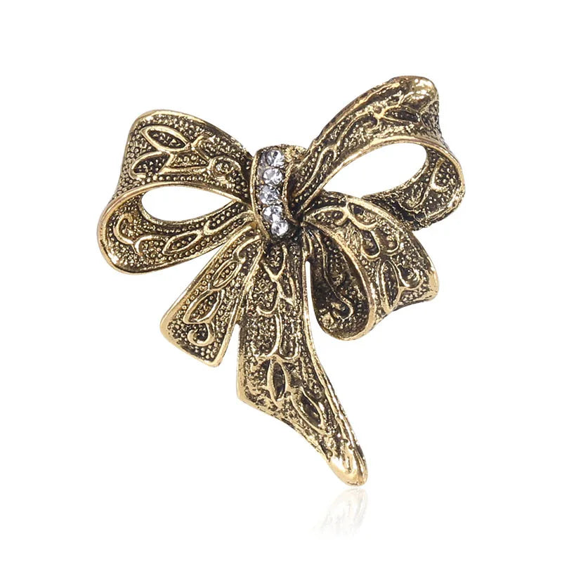 Rhinestone Brooch Gold/Silver Plating Butterfly Brooches for Women Vintage Lapel Pins Crystal Fashion Jewelry Clothes Accessory