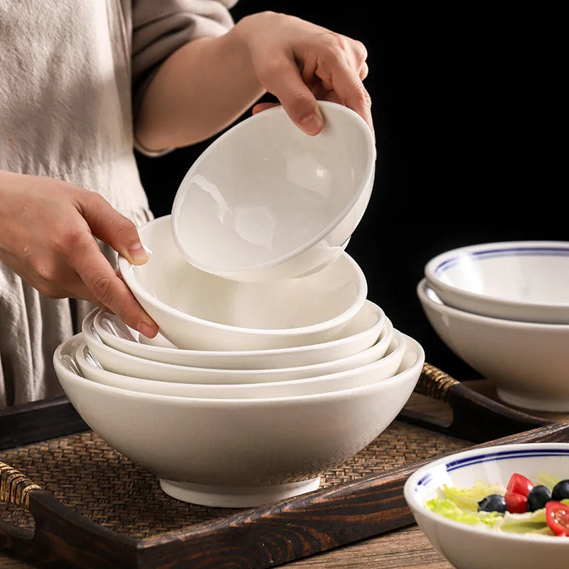 Custom White Ceramic Ramen Soup Bowl Modern Design Heat-Proof Japanese Style for Parties with Personalized Logo