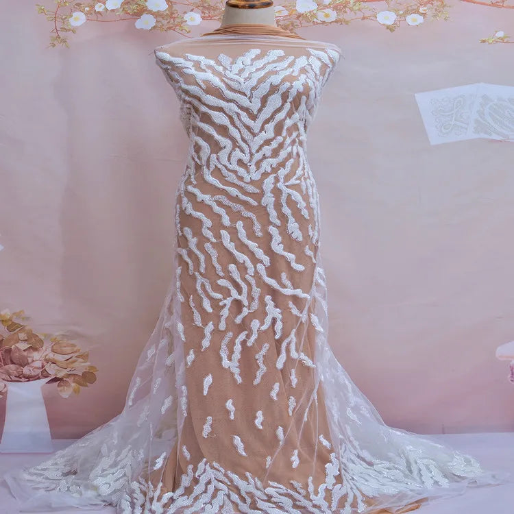 2024 New Fashion African Lace Styles Sequins Lace Beaded Embroidery Mesh Fabric for Wedding Dress