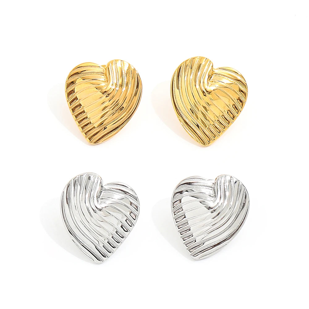 High-End PVD 18K Gold Plated Stainless Steel Jewelry Waterproof Trendy Geometric Line Texture Heart Stud Earring for Anniversary