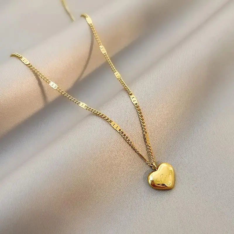 Classic Stainless Steel Love Letters Pendant Necklace Plated Waterproof Non Tarnish Heart Necklace Jewelry for Women Girls
