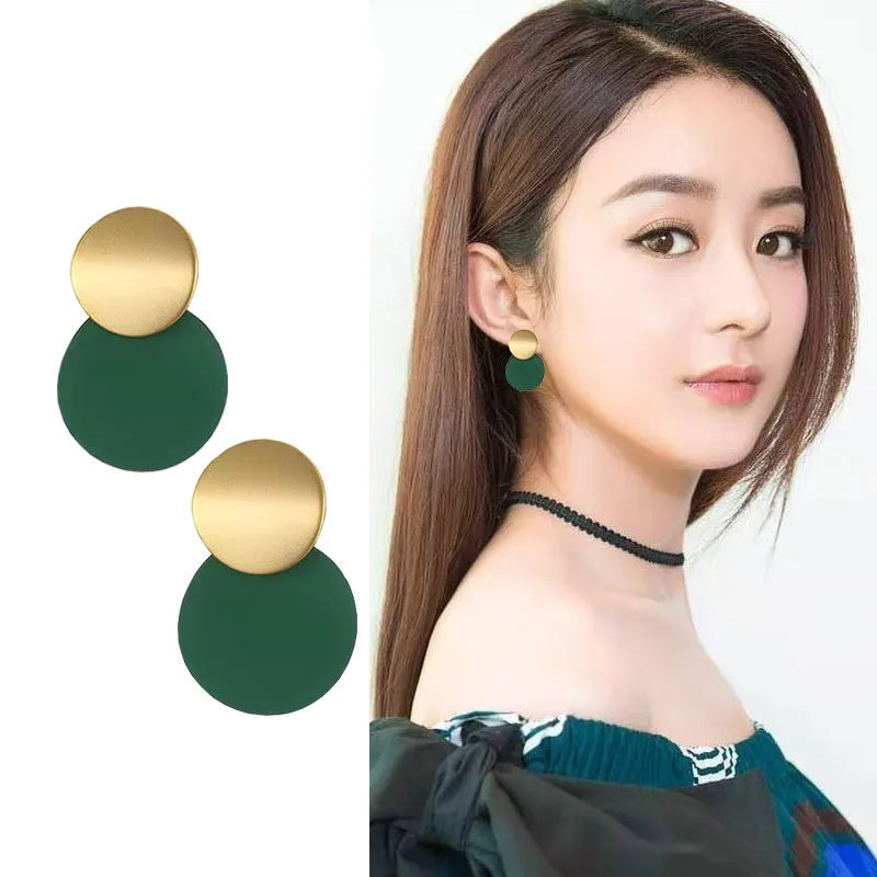New Fashion 2023 Gold Plated  Geometric  Stud Earrings Female Fashion Vintage Green Round Curved Dangle Stud Earrings