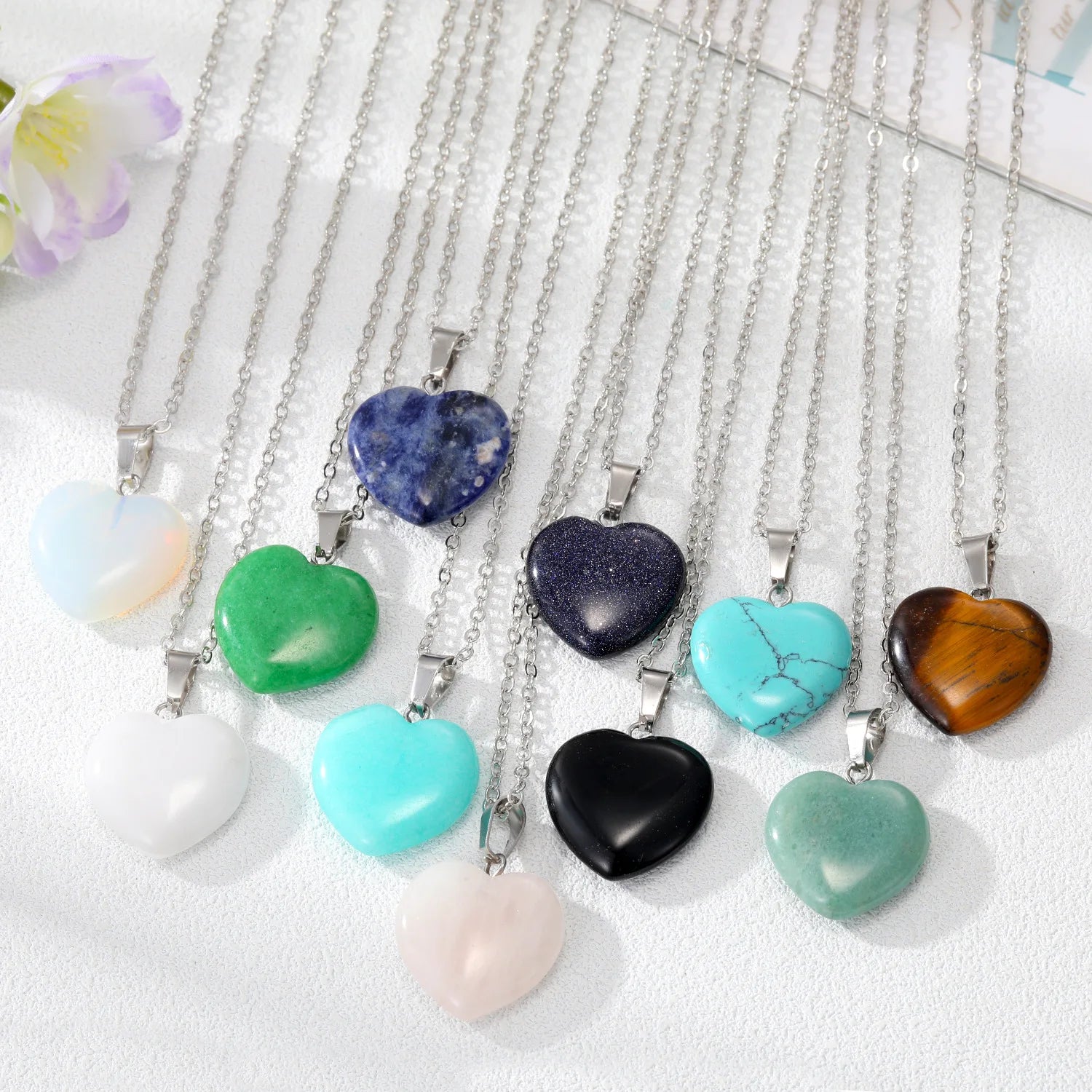 Chakra Beads Charms Crystal Heading Chakra Stone Pendants Assorted Color Love Heart Shape Natural Stone Necklace for Women