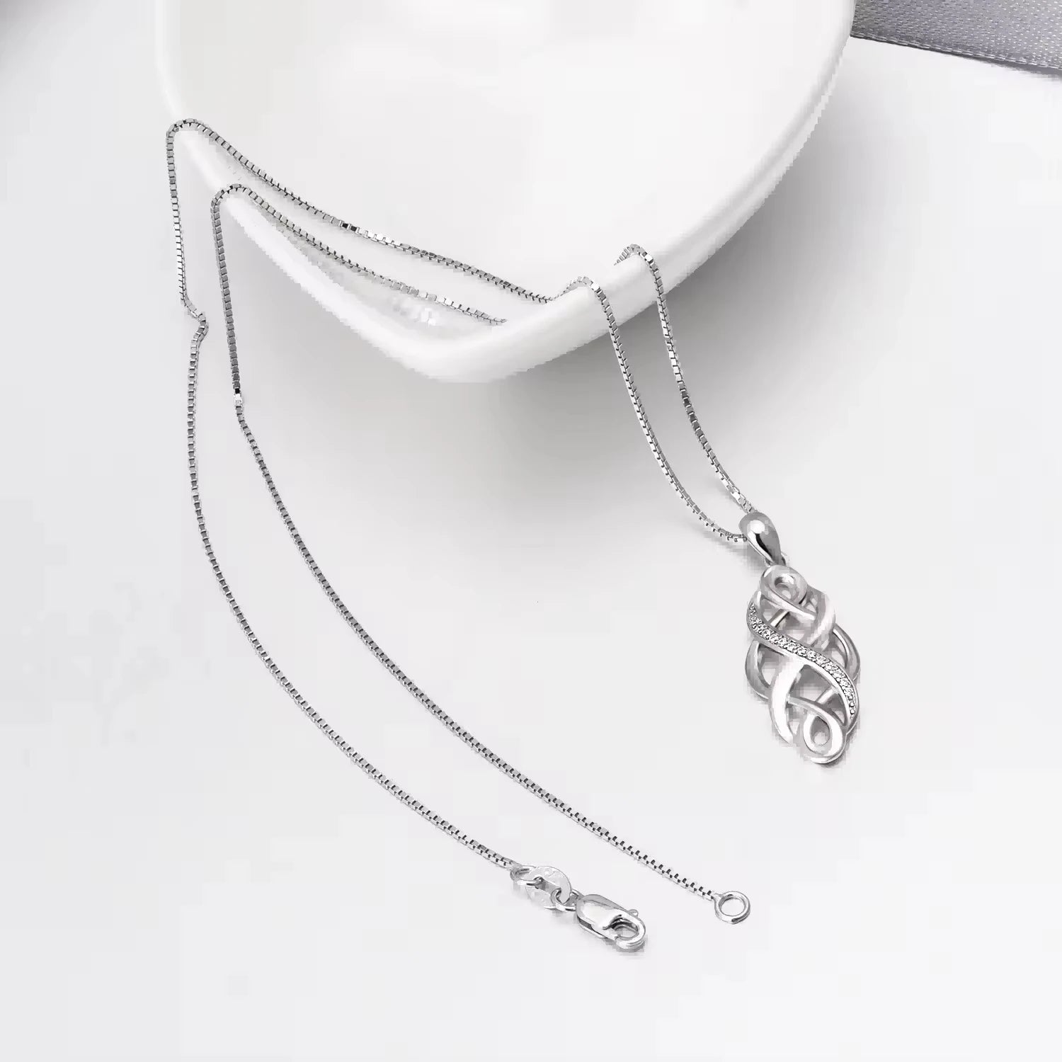 Fashion Jewelry 925 Sterling Silver Cube Zircon Infinity Love Knot Pendant Necklace