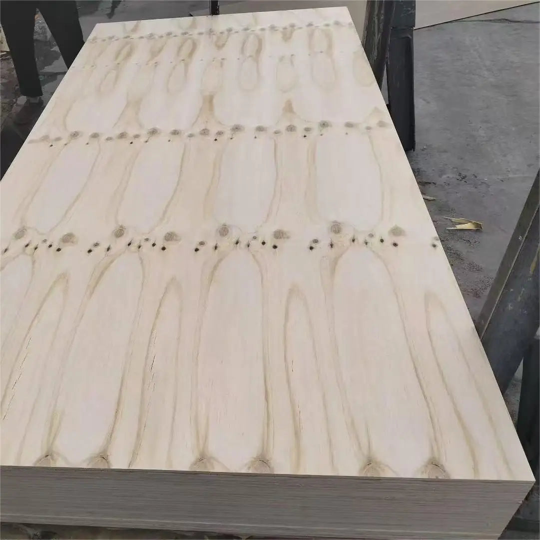 Wholesale Plywood Pine Wood Veneer 6mm 8mm 10mm 12mm CDX Pine Plywood Boards for Interior Decorate