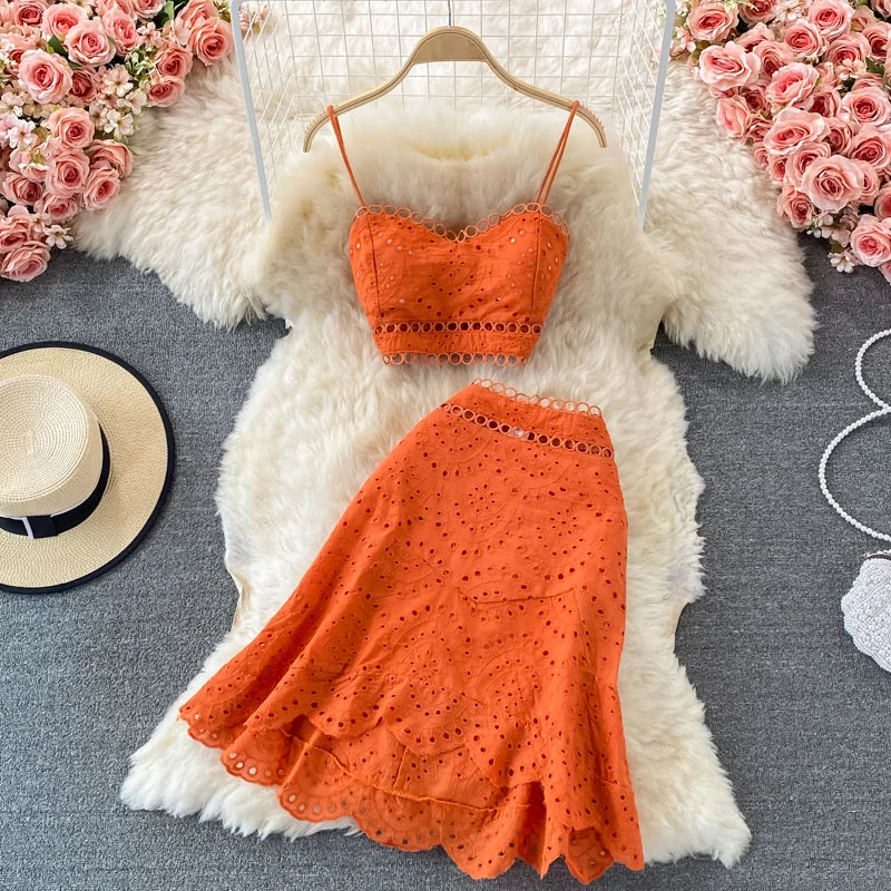 Wholesale 2022 Seaside Vacation Suit Summer New Backless Short Tube Top Sling Top High Waist Ruffle Skirt Women's Sets