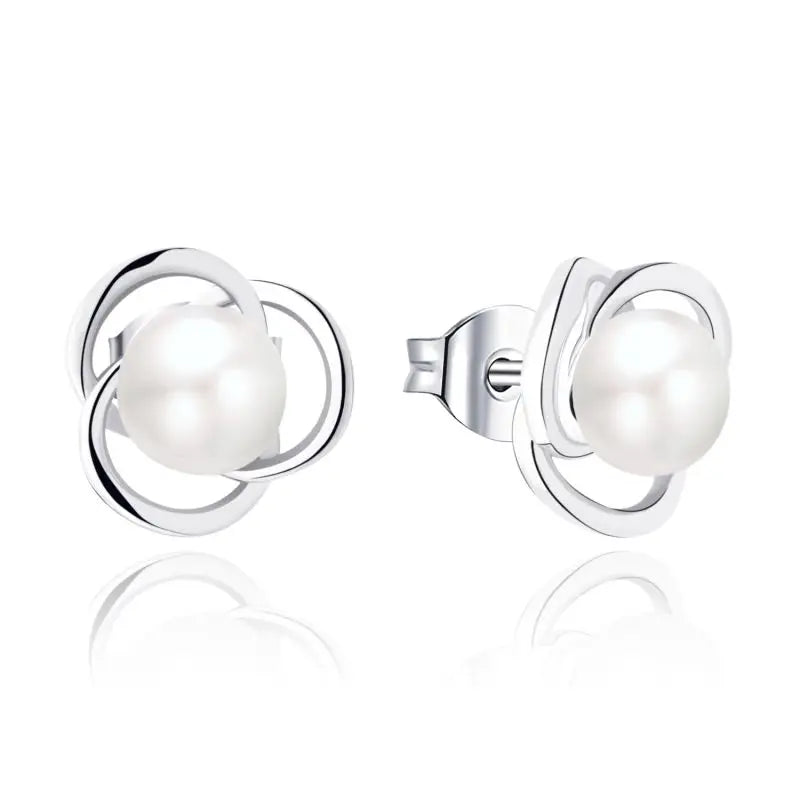 Mother'S Day Gift Irregular Flowers Shape Sterling Silver 6mm Round-Shaped White Freshwater Pearls Stud Earrings for Mom