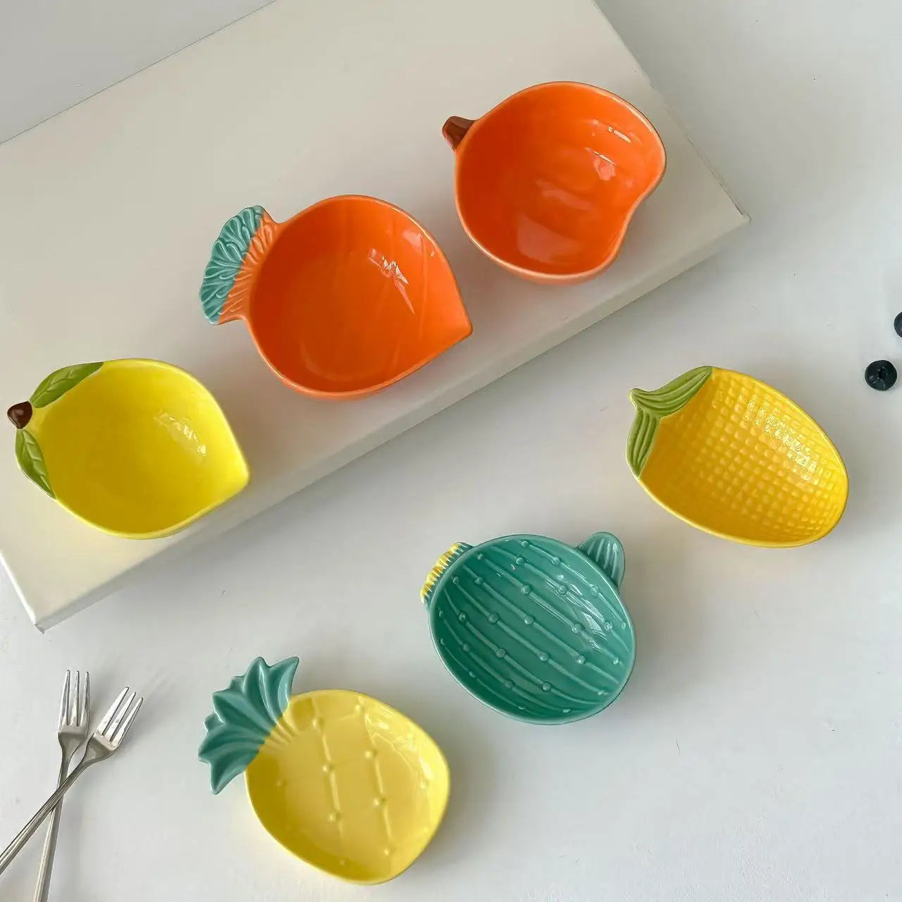 M Porcelain Dish Korean Creative Fruit Shape Ceramic Tableware Tomato Sauce Condiment Hop Pot Barbecue Dishes Personal Items