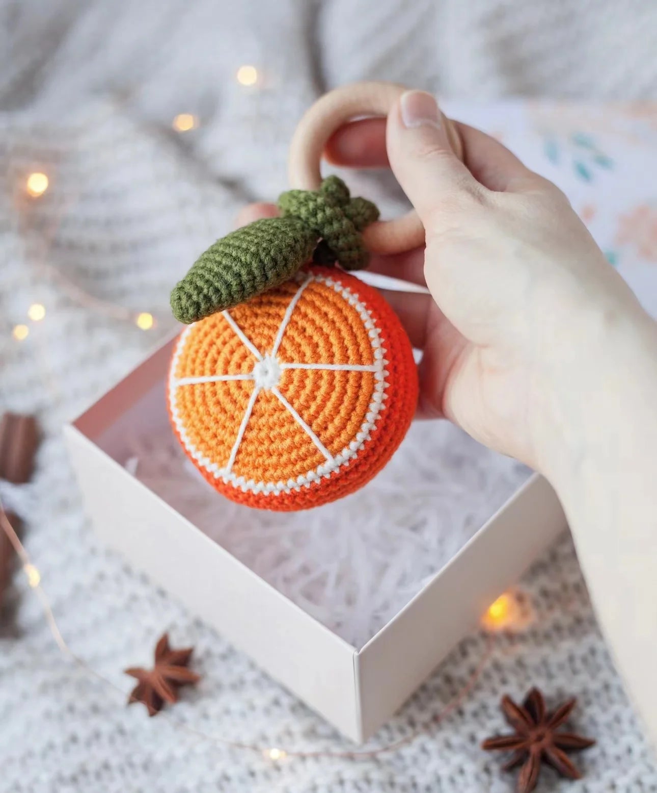 New Arrival Handmade Crochet Orange Fruit Baby Wooden Ring Teething Rattle Toys Newborn Gift