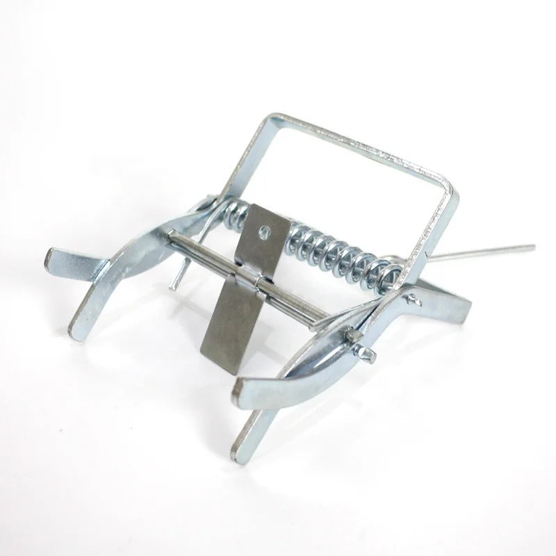 2025 Solid Galvanized Steel Eco-Friendly Large Capacity Mole Trap for Home Use